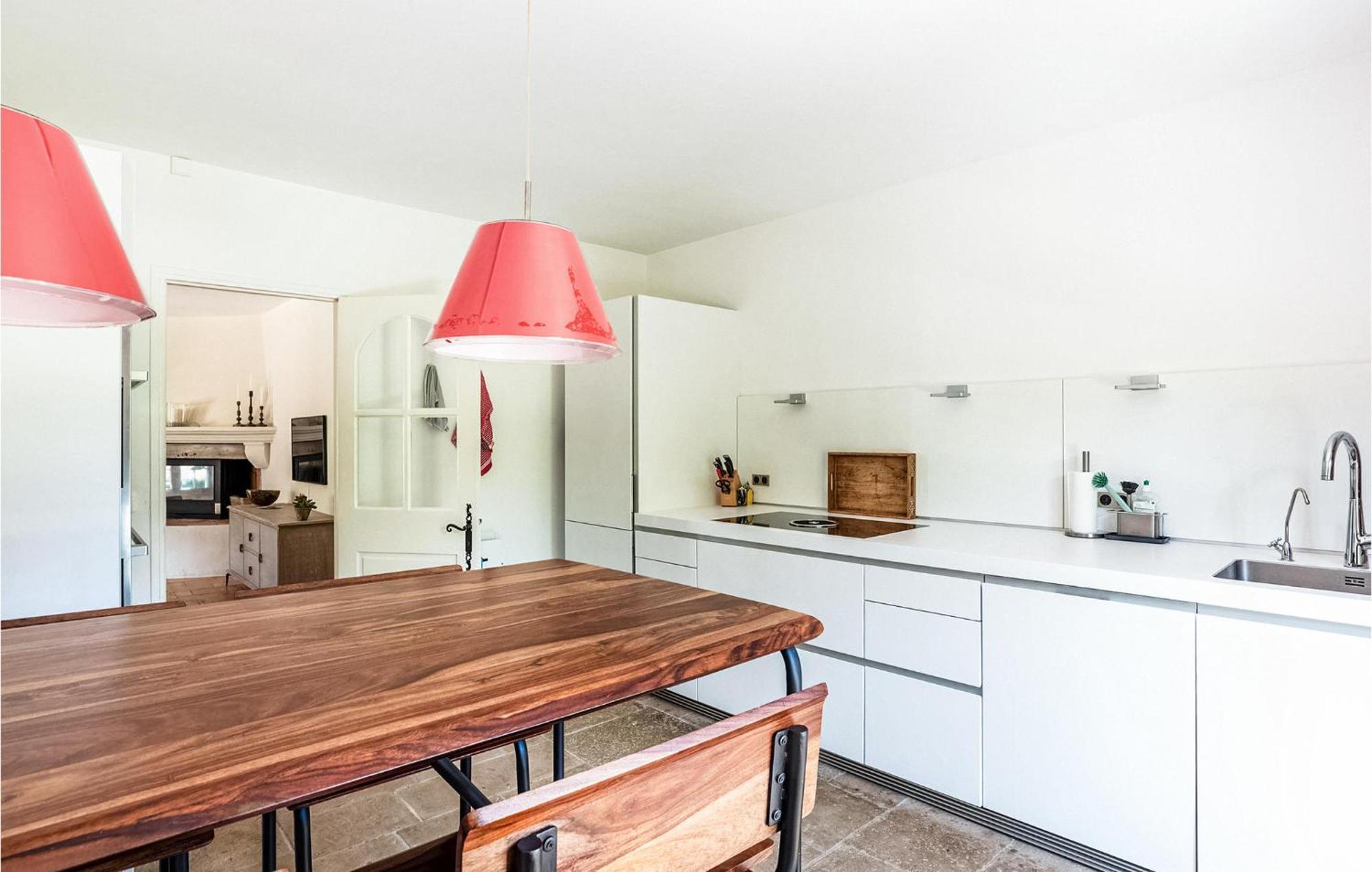 6 Bedroom Pet Friendly Home In Carces Экстерьер фото